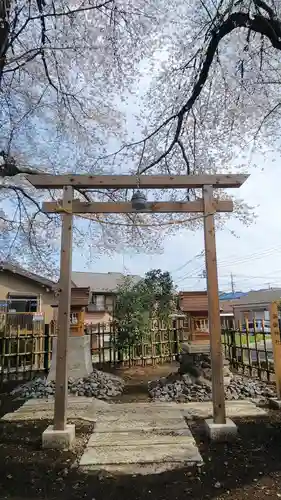 八幡神社の鳥居