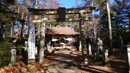 白根神社の鳥居