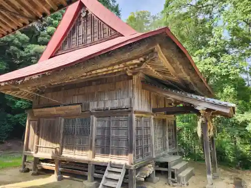 龍光寺の末社