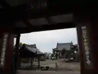 井戸寺の山門・神門