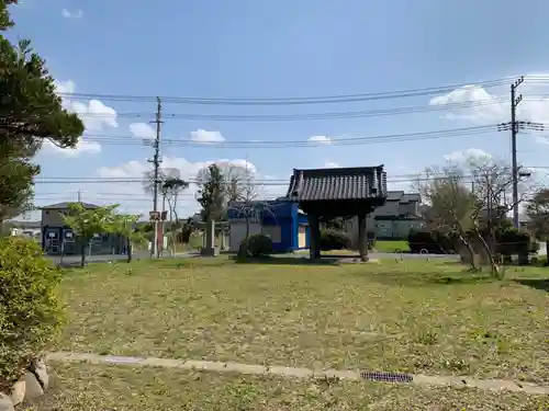 持宝院の山門・神門