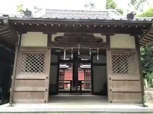 天神社の山門