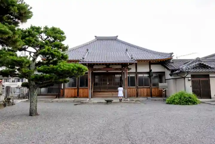 常福寺の本殿・本堂