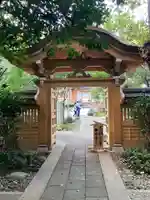 建功寺の山門・神門