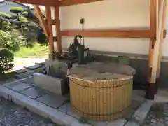 如願寺の手水