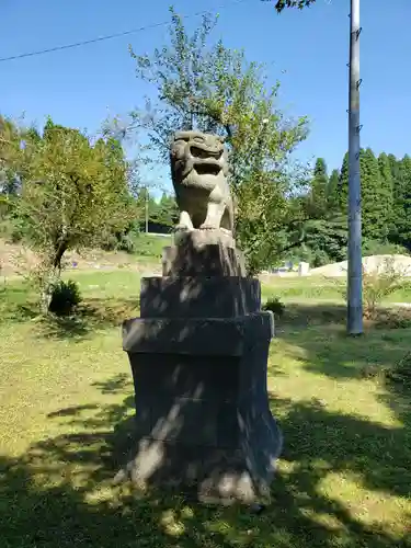 生権寺五社神社の狛犬