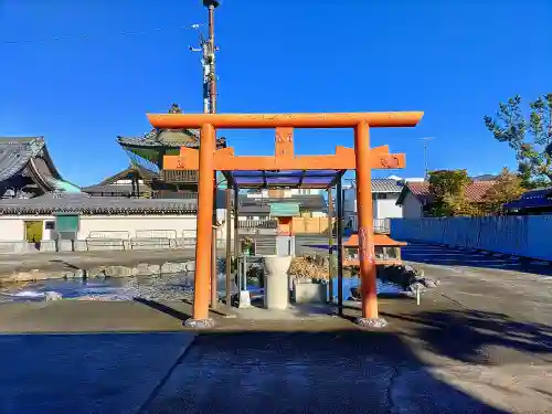 宝光寺の鳥居