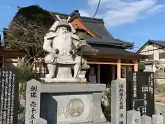 總社 和田八幡宮の像
