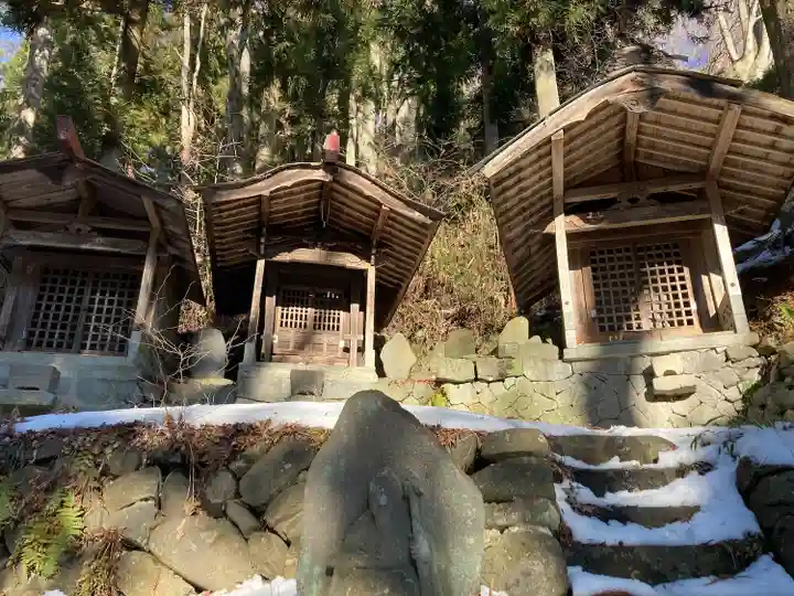 大岩不動尊(長野県)