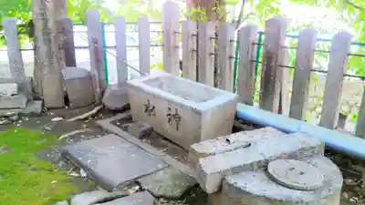 山神社(松原山神社)の手水舎