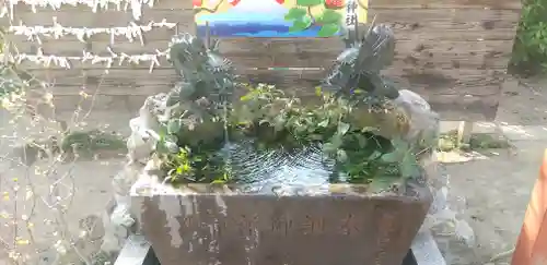 上里菅原神社の手水舎