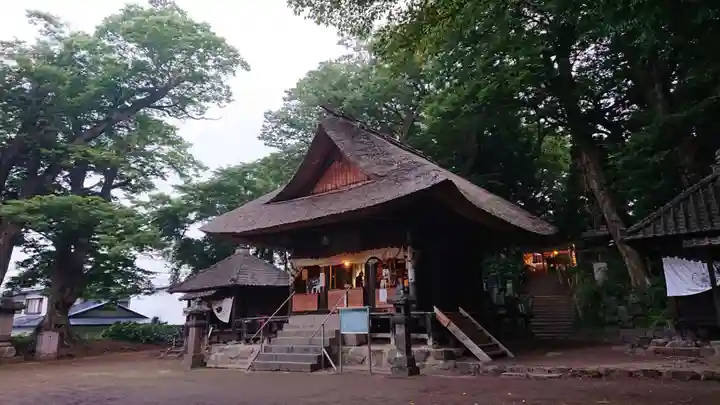 八葉寺の本殿・本堂