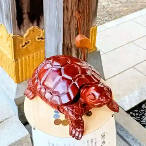 彌彦神社　(伊夜日子神社)の像