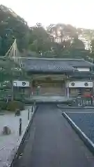 栄照寺の本殿