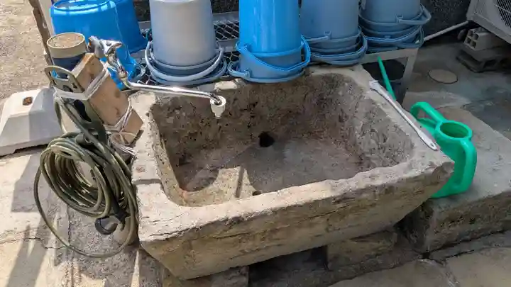 妙行寺の手水舎