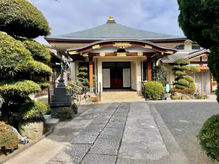 戒行寺の{uncategorized: "未分類", other: "その他", undefined: "問題あり", building: "その他建物", grave: "お墓", sacred_gate: "鳥居", guardian: "狛犬", statue: "像", buddha: "仏像", history: "歴史", nature: "自然", garden: "庭園", animal: "動物", pagoda: "塔", temizu: "手水舎", mountain_gate: "山門・神門", sanctuary: "本殿・本堂", subordinate: "末社・摂社", art: "芸術", scenery: "景色", jizo: "地蔵", ema: "絵馬", goshuin: "御朱印", omikuji: "おみくじ", items: "授与品その他", amulet: "お守り", goshuincho: "御朱印帳", eats: "食事", festival: "お祭り", votive_dance: "神楽", shichigosan: "七五三参", wedding: "結婚式", experience: "体験その他", initially: "初詣", around: "周辺", anti_infection: "感染症対策"}
