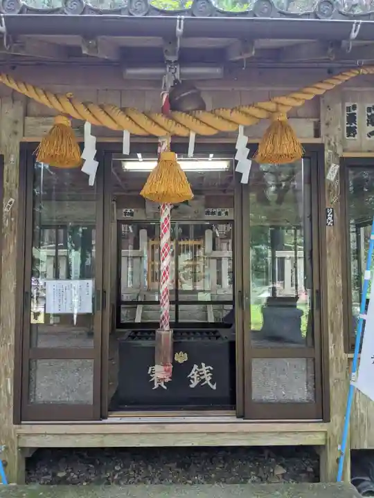 根道神社の本殿・本堂