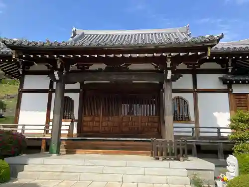 林清寺の{uncategorized: "未分類", other: "その他", undefined: "問題あり", building: "その他建物", grave: "お墓", sacred_gate: "鳥居", guardian: "狛犬", statue: "像", buddha: "仏像", history: "歴史", nature: "自然", garden: "庭園", animal: "動物", pagoda: "塔", temizu: "手水舎", mountain_gate: "山門・神門", sanctuary: "本殿・本堂", subordinate: "末社・摂社", art: "芸術", scenery: "景色", jizo: "地蔵", ema: "絵馬", goshuin: "御朱印", omikuji: "おみくじ", items: "授与品その他", amulet: "お守り", goshuincho: "御朱印帳", eats: "食事", festival: "お祭り", votive_dance: "神楽", shichigosan: "七五三参", wedding: "結婚式", experience: "体験その他", initially: "初詣", around: "周辺", anti_infection: "感染症対策"}