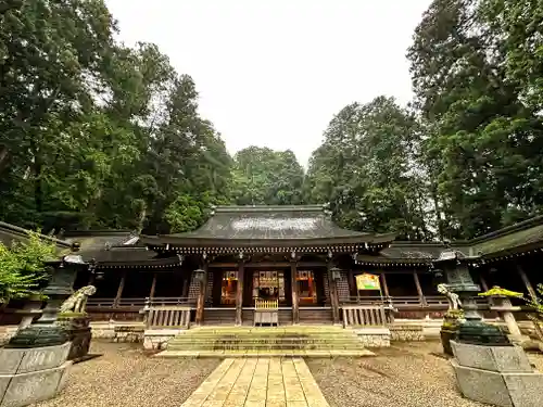 飛驒一宮水無神社の本殿・本堂