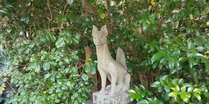 木嶋坐天照御魂神社の狛犬