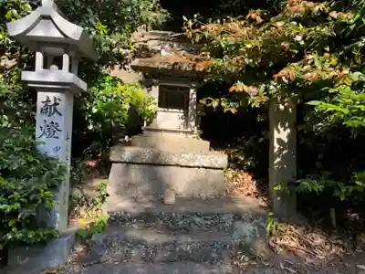 加麻良神社の末社・摂社