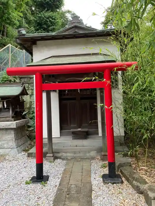 叶神社 (西叶神社)の末社・摂社