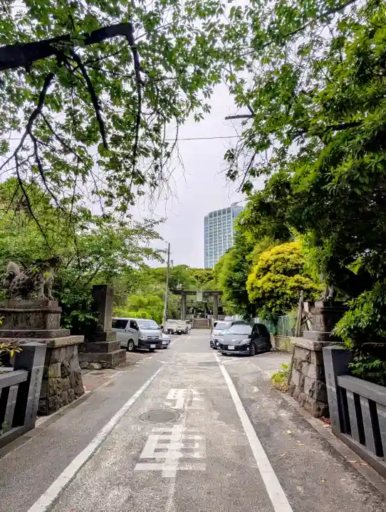 芝東照宮の{uncategorized: "未分類", other: "その他", undefined: "問題あり", building: "その他建物", grave: "お墓", sacred_gate: "鳥居", guardian: "狛犬", statue: "像", buddha: "仏像", history: "歴史", nature: "自然", garden: "庭園", animal: "動物", pagoda: "塔", temizu: "手水舎", mountain_gate: "山門・神門", sanctuary: "本殿・本堂", subordinate: "末社・摂社", art: "芸術", scenery: "景色", jizo: "地蔵", ema: "絵馬", goshuin: "御朱印", omikuji: "おみくじ", items: "授与品その他", amulet: "お守り", goshuincho: "御朱印帳", eats: "食事", festival: "お祭り", votive_dance: "神楽", shichigosan: "七五三参", wedding: "結婚式", experience: "体験その他", initially: "初詣", around: "周辺", anti_infection: "感染症対策"}