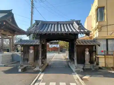 長久寺の{uncategorized: "未分類", other: "その他", undefined: "問題あり", building: "その他建物", grave: "お墓", sacred_gate: "鳥居", guardian: "狛犬", statue: "像", buddha: "仏像", history: "歴史", nature: "自然", garden: "庭園", animal: "動物", pagoda: "塔", temizu: "手水舎", mountain_gate: "山門・神門", sanctuary: "本殿・本堂", subordinate: "末社・摂社", art: "芸術", scenery: "景色", jizo: "地蔵", ema: "絵馬", goshuin: "御朱印", omikuji: "おみくじ", items: "授与品その他", amulet: "お守り", goshuincho: "御朱印帳", eats: "食事", festival: "お祭り", votive_dance: "神楽", shichigosan: "七五三参", wedding: "結婚式", experience: "体験その他", initially: "初詣", around: "周辺", anti_infection: "感染症対策"}