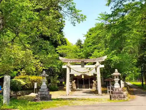 三輪神社の鳥居