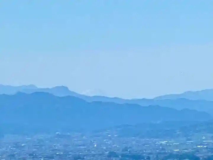 菱野健功神社の景色