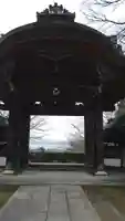 西教寺の山門・神門