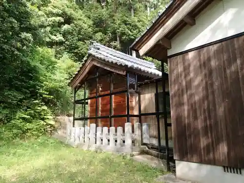 味坂神社の本殿