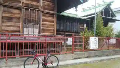 神明神社の本殿