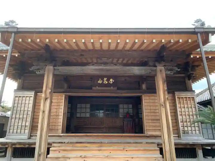 妙楽寺の本殿・本堂