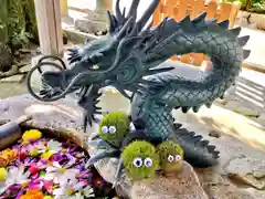 立志神社の手水