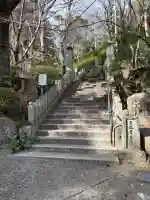 三瀧寺の{uncategorized: "未分類", other: "その他", undefined: "問題あり", building: "その他建物", grave: "お墓", sacred_gate: "鳥居", guardian: "狛犬", statue: "像", buddha: "仏像", history: "歴史", nature: "自然", garden: "庭園", animal: "動物", pagoda: "塔", temizu: "手水舎", mountain_gate: "山門・神門", sanctuary: "本殿・本堂", subordinate: "末社・摂社", art: "芸術", scenery: "景色", jizo: "地蔵", ema: "絵馬", goshuin: "御朱印", omikuji: "おみくじ", items: "授与品その他", amulet: "お守り", goshuincho: "御朱印帳", eats: "食事", festival: "お祭り", votive_dance: "神楽", shichigosan: "七五三参", wedding: "結婚式", experience: "体験その他", initially: "初詣", around: "周辺", anti_infection: "感染症対策"}