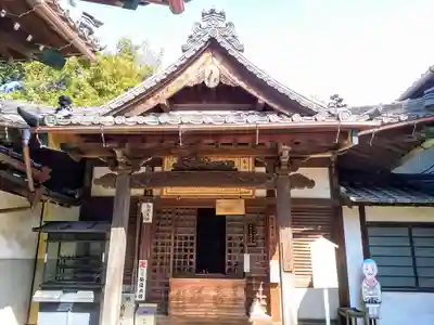 妙楽寺の本殿・本堂