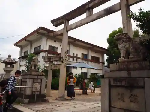 三輪神社の鳥居