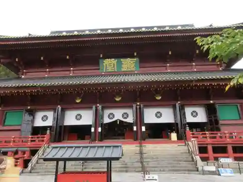 輪王寺の本殿・本堂