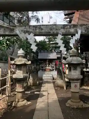 高円寺氷川神社の末社・摂社