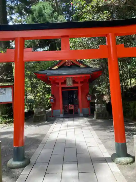 箱根神社の末社・摂社