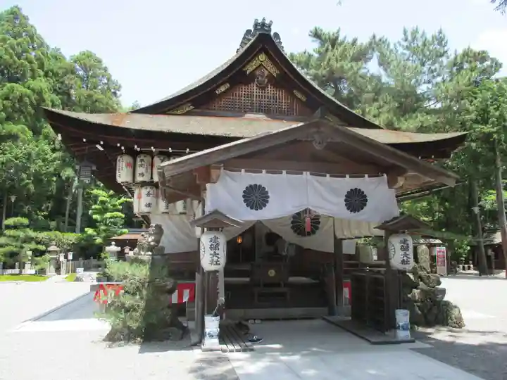 建部大社の本殿・本堂