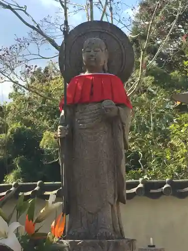 華厳寺（鈴虫寺）の地蔵