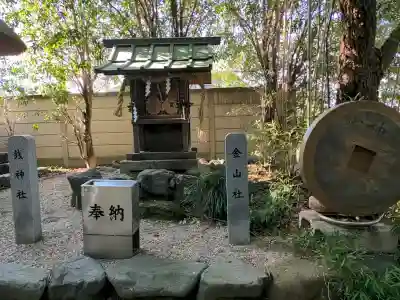 萱津神社の{uncategorized: "未分類", other: "その他", undefined: "問題あり", building: "その他建物", grave: "お墓", sacred_gate: "鳥居", guardian: "狛犬", statue: "像", buddha: "仏像", history: "歴史", nature: "自然", garden: "庭園", animal: "動物", pagoda: "塔", temizu: "手水舎", mountain_gate: "山門・神門", sanctuary: "本殿・本堂", subordinate: "末社・摂社", art: "芸術", scenery: "景色", jizo: "地蔵", ema: "絵馬", goshuin: "御朱印", omikuji: "おみくじ", items: "授与品その他", amulet: "お守り", goshuincho: "御朱印帳", eats: "食事", festival: "お祭り", votive_dance: "神楽", shichigosan: "七五三参", wedding: "結婚式", experience: "体験その他", initially: "初詣", around: "周辺", anti_infection: "感染症対策"}