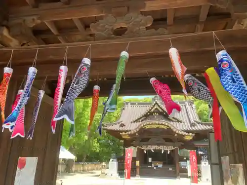 三津厳島神社の山門