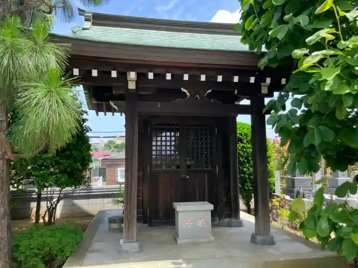 大音寺の{uncategorized: "未分類", other: "その他", undefined: "問題あり", building: "その他建物", grave: "お墓", sacred_gate: "鳥居", guardian: "狛犬", statue: "像", buddha: "仏像", history: "歴史", nature: "自然", garden: "庭園", animal: "動物", pagoda: "塔", temizu: "手水舎", mountain_gate: "山門・神門", sanctuary: "本殿・本堂", subordinate: "末社・摂社", art: "芸術", scenery: "景色", jizo: "地蔵", ema: "絵馬", goshuin: "御朱印", omikuji: "おみくじ", items: "授与品その他", amulet: "お守り", goshuincho: "御朱印帳", eats: "食事", festival: "お祭り", votive_dance: "神楽", shichigosan: "七五三参", wedding: "結婚式", experience: "体験その他", initially: "初詣", around: "周辺", anti_infection: "感染症対策"}