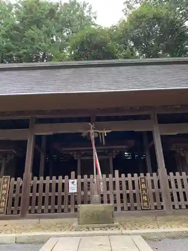 布施神社の本殿・本堂
