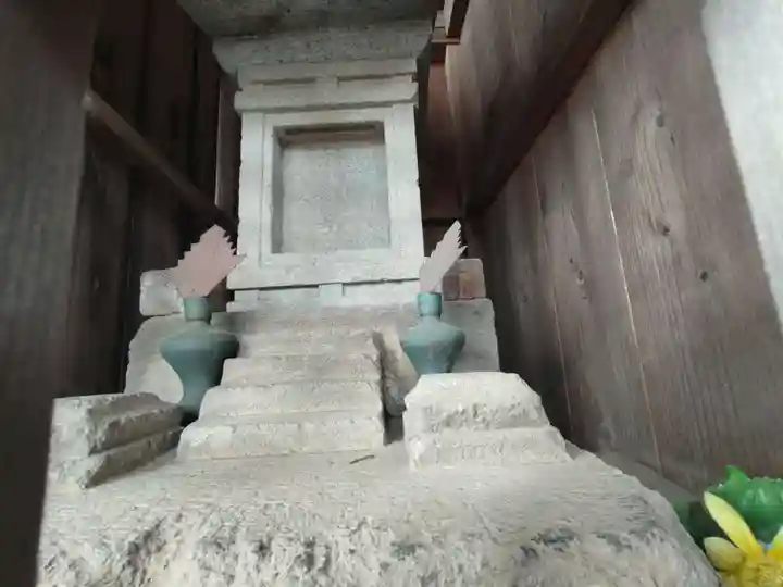 大師堂(龍泉寺境外仏堂)の末社・摂社