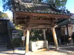 事任八幡宮の手水