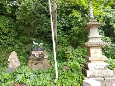 春日神社の{uncategorized: "未分類", other: "その他", undefined: "問題あり", building: "その他建物", grave: "お墓", sacred_gate: "鳥居", guardian: "狛犬", statue: "像", buddha: "仏像", history: "歴史", nature: "自然", garden: "庭園", animal: "動物", pagoda: "塔", temizu: "手水舎", mountain_gate: "山門・神門", sanctuary: "本殿・本堂", subordinate: "末社・摂社", art: "芸術", scenery: "景色", jizo: "地蔵", ema: "絵馬", goshuin: "御朱印", omikuji: "おみくじ", items: "授与品その他", amulet: "お守り", goshuincho: "御朱印帳", eats: "食事", festival: "お祭り", votive_dance: "神楽", shichigosan: "七五三参", wedding: "結婚式", experience: "体験その他", initially: "初詣", around: "周辺", anti_infection: "感染症対策"}